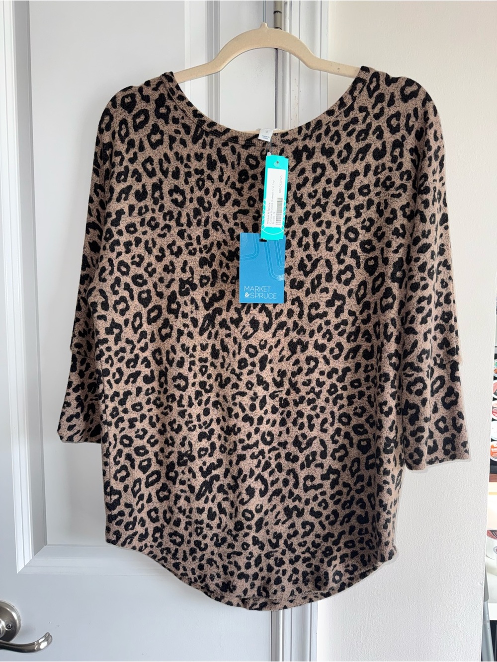 Market & Spruce Leopard Print Scoop Neck Tunic in Tan and Black